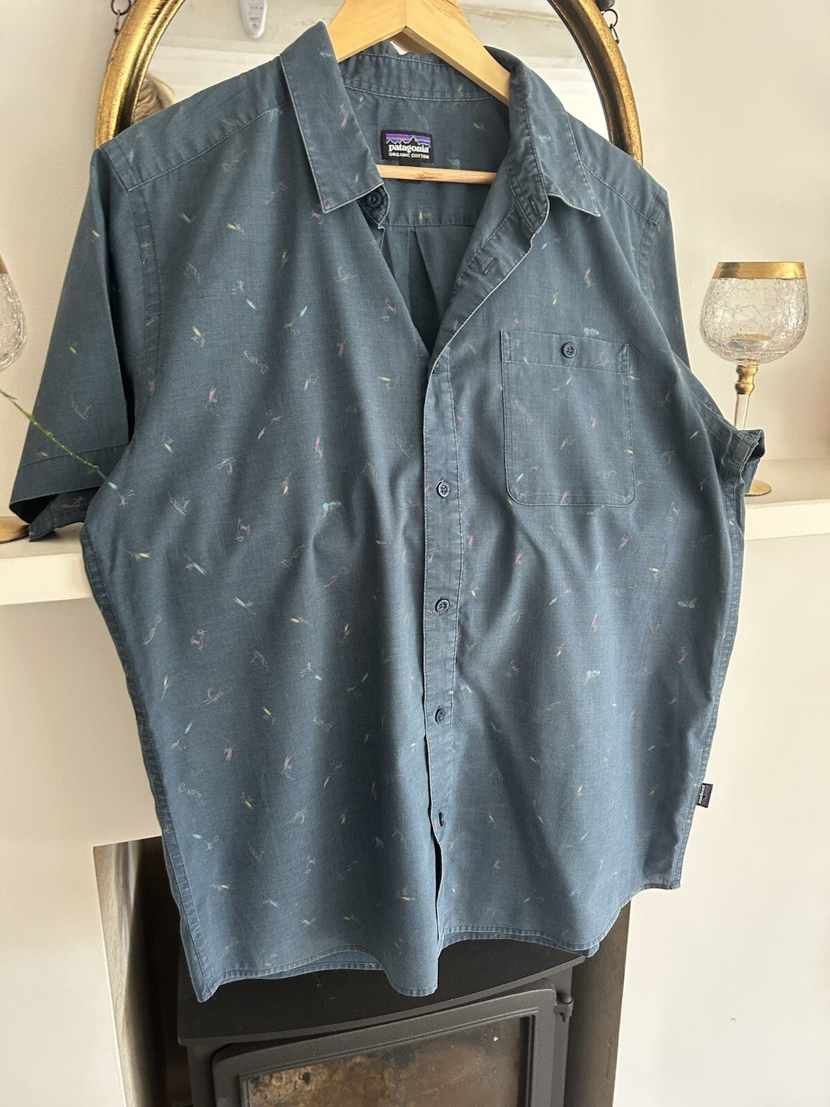 Patagonia Organic Cotton Fly Fishing Print Short Sleeve Shirt Blue Men’s Large